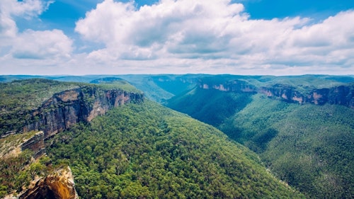 National Pass, Half-day hike in the Blue Mountains National Park, near Sydney