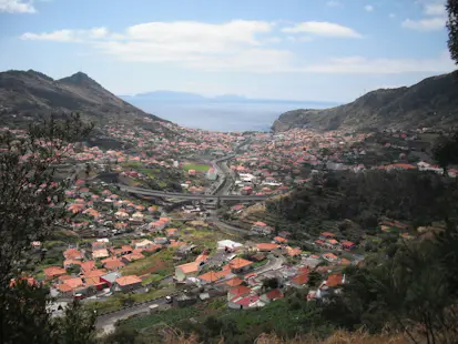 Levada dos Maroços, Easy half-day hike through the “Mimosa Valley” in Machico, Madeira