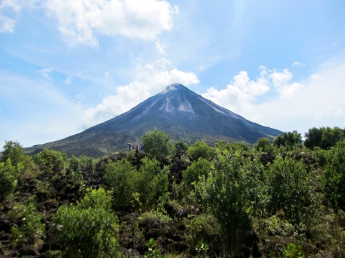 Family zip line and Tarzan Swing adventure by the Arenal Volcano, La Fortuna (Half-day)