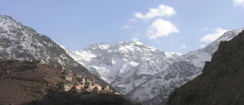 Trek de 2 jours au sommet du Toubkal (4 167 m) dans les montagnes de l'Atlas, au départ de Marrakech.