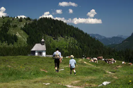 Family holiday in Hallstatt, 5 days of camping and family-friendly activities near Salzburg