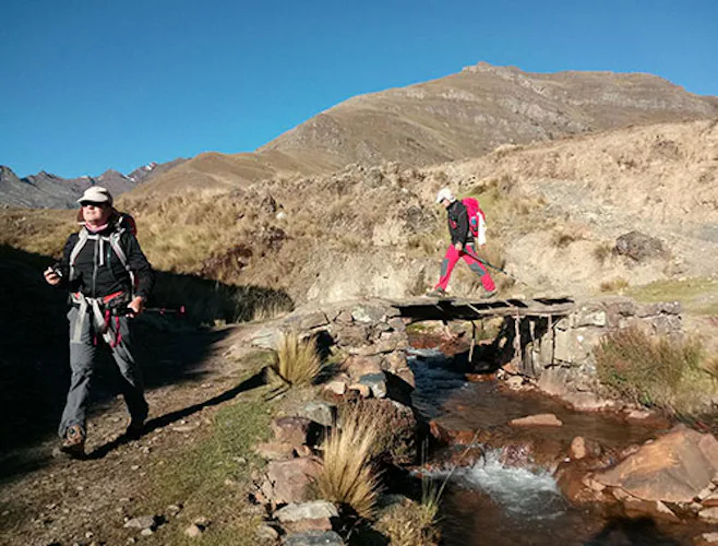 Trek histórico de 3 días de Olleros a Chavín en la Cordillera Blanca, Perú