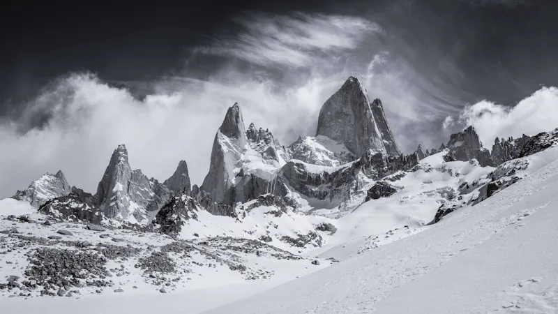 2-day Ski tour on Cerro Madsen (Paso Inferior) in El Chalten, Patagonia Sur