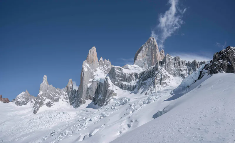 Cerro Madsen (Paso Inferior): 2-day Ski tour in El Chalten, Patagonia Sur