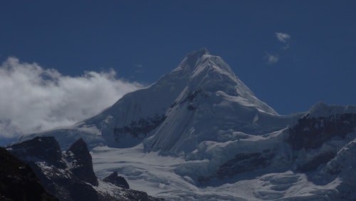 7-day Cordillera Blanca +6,000m climb of Ranrapalca & Tocllaraju in Peru