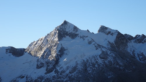 The Cordillera Blanca: Ishinca, Urus & Tocllaraju in 10 days, from Huaraz, Peru