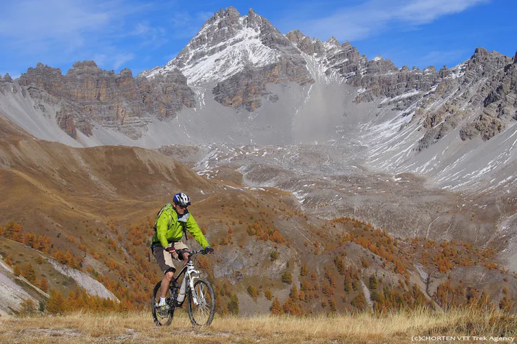 Mountain biking week in the Queyras (Hautes-Alpes), France