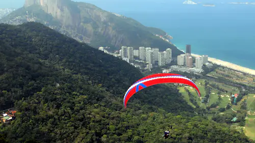 Paragliding in Rio de Janiero, from Tijuca National Park to Pepino Beach