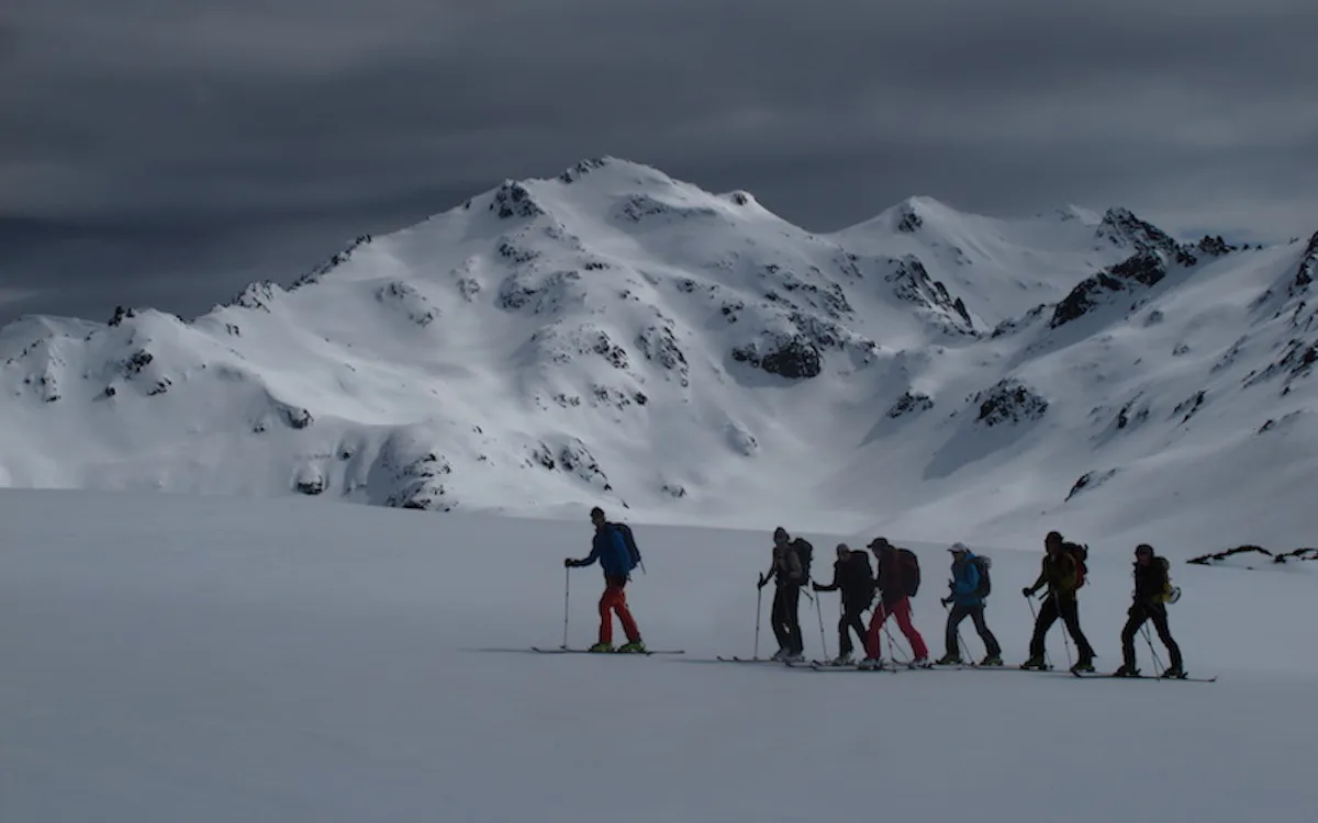 Aventura de 8 días de esquí de travesía en volcanes chilenos desde Bariloche | undefined