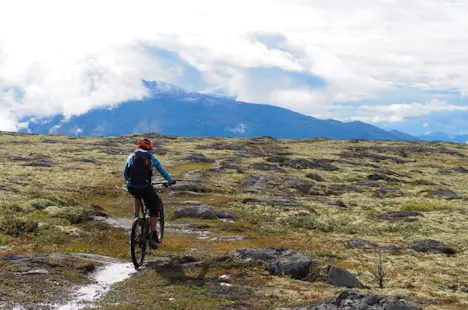 4-day Hut-to-hut mountain biking tour in the Norwegian mountains