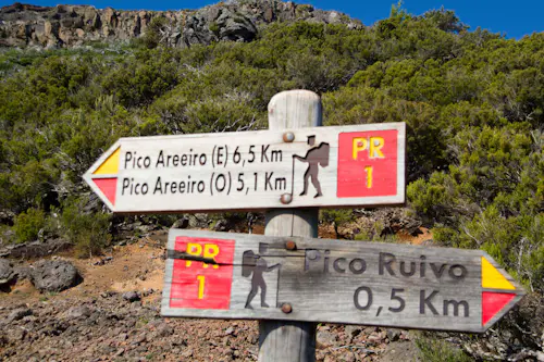 Corta caminata a la cima del Pico Ruivo desde Achada do Teixeira, Madeira