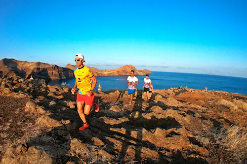 Tours fáciles de media jornada de carrera de montaña en Madeira (12km o menos)