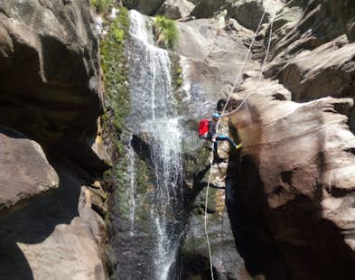 Los Hoyos half-day family canyoning adventure in Valle del Jerte