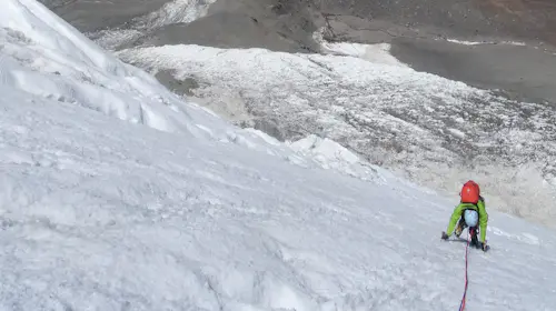 Climb Cerro El Plomo via the “Glaciar Colgante” route, near Santiago (5 days)
