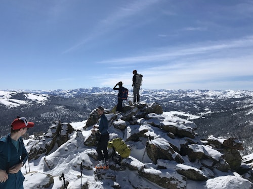 Silver Peak backcountry skiing day in Lake Tahoe (Intermediate level)