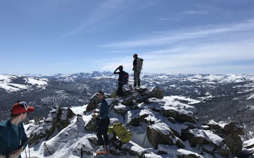 Silver Peak backcountry skiing day in Lake Tahoe (Intermediate level)