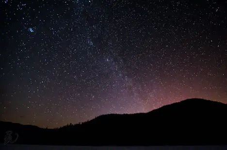 Excursión guiada de trekking nocturno y observación de estrellas en Lake Tahoe