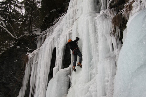1+ day Ice climbing in Les Contamines-Montjoie
