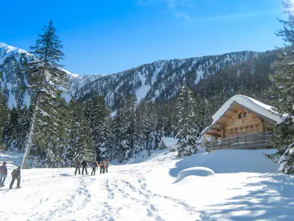 Snowshoeing day in Le Boreon, Mercantour National Park