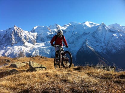 1+ day Downhill and freeride mountain bike tour in Chamonix
