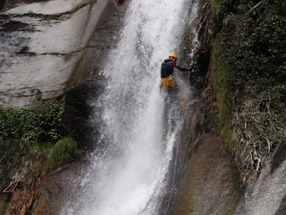 Advanced canyoning day with abseiling near Achen Lake, Austria