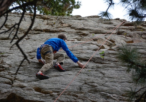 Half-day Rock climbing for beginners in Rifle Mountain Park, near Aspen