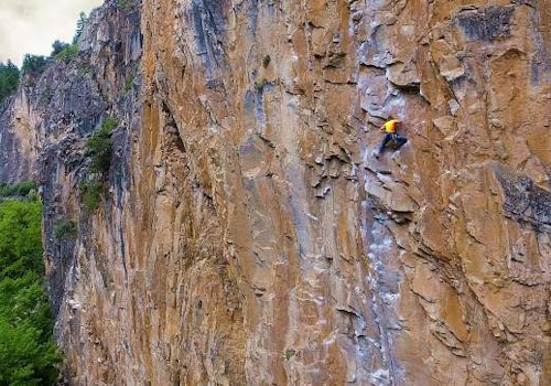Rock climbing day in Rifle Mountain Park, near Aspen
