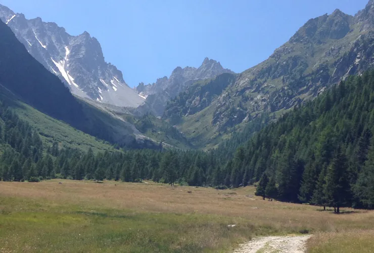 Hiking from Champex to the Cabane d'Orny via Val d'Arpette (2 days) 1
