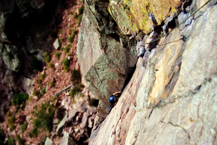 rock_climbing_Eldorado_Canyon_3