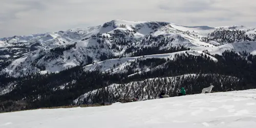 Backcountry skiing day on Mount Shasta