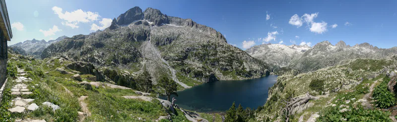 Rock climbing week in the Pyrenees: Estany Negre