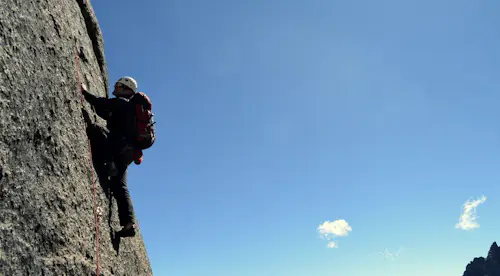 Rock climbing in the Cordillera Quimsa Cruz in Bolivia, near La Paz (6 days)