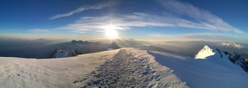 Mont Blanc via the Gouter Route, 4 days with Aiguille de Bionnassay Summit
