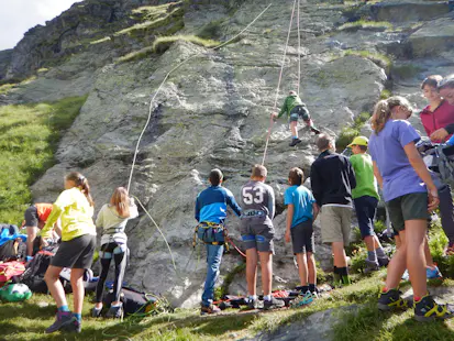Family-Friendly Adventure in the Aosta Valley with Overnight in a Mountain Hut