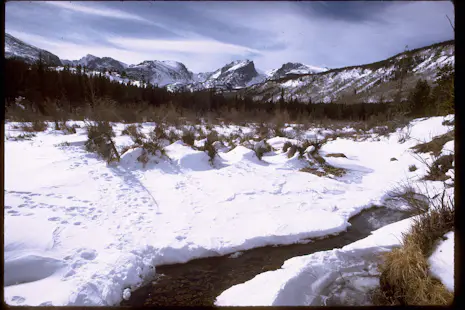 Full day backcountry ski tour in the Rocky Mountain National Park