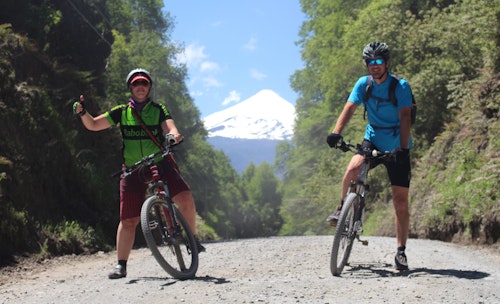 8-day Andes two-way mountain bike cross from San Martin de los Andes