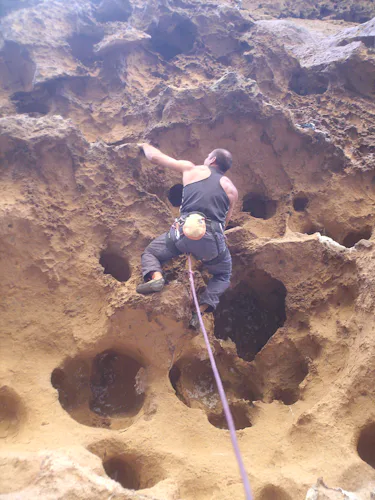 Sport climbing in Piedra Parada, near Esquel (15 days) 5