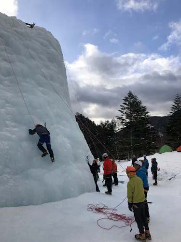Ice climbing course for beginners in the Yatsugatake Mountains, Japan (2 days)