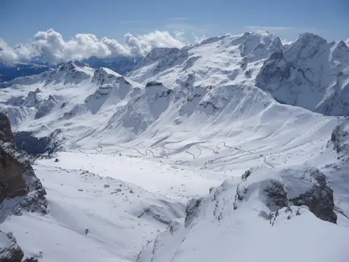 Día de esquí freeride en Val Setus en las Dolomitas