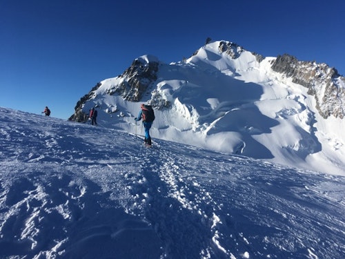 5-day Mont Blanc Ascent with training and acclimatization