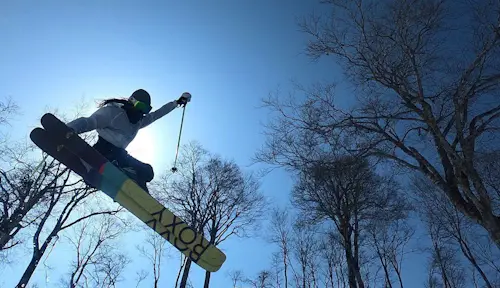 Skiing with FWQ skier Reimi Kusunoki in Sapporo (Half-day)
