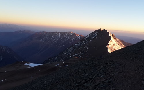 Climbing Cerro Vallecitos (5400m) in 6 days from Mendoza