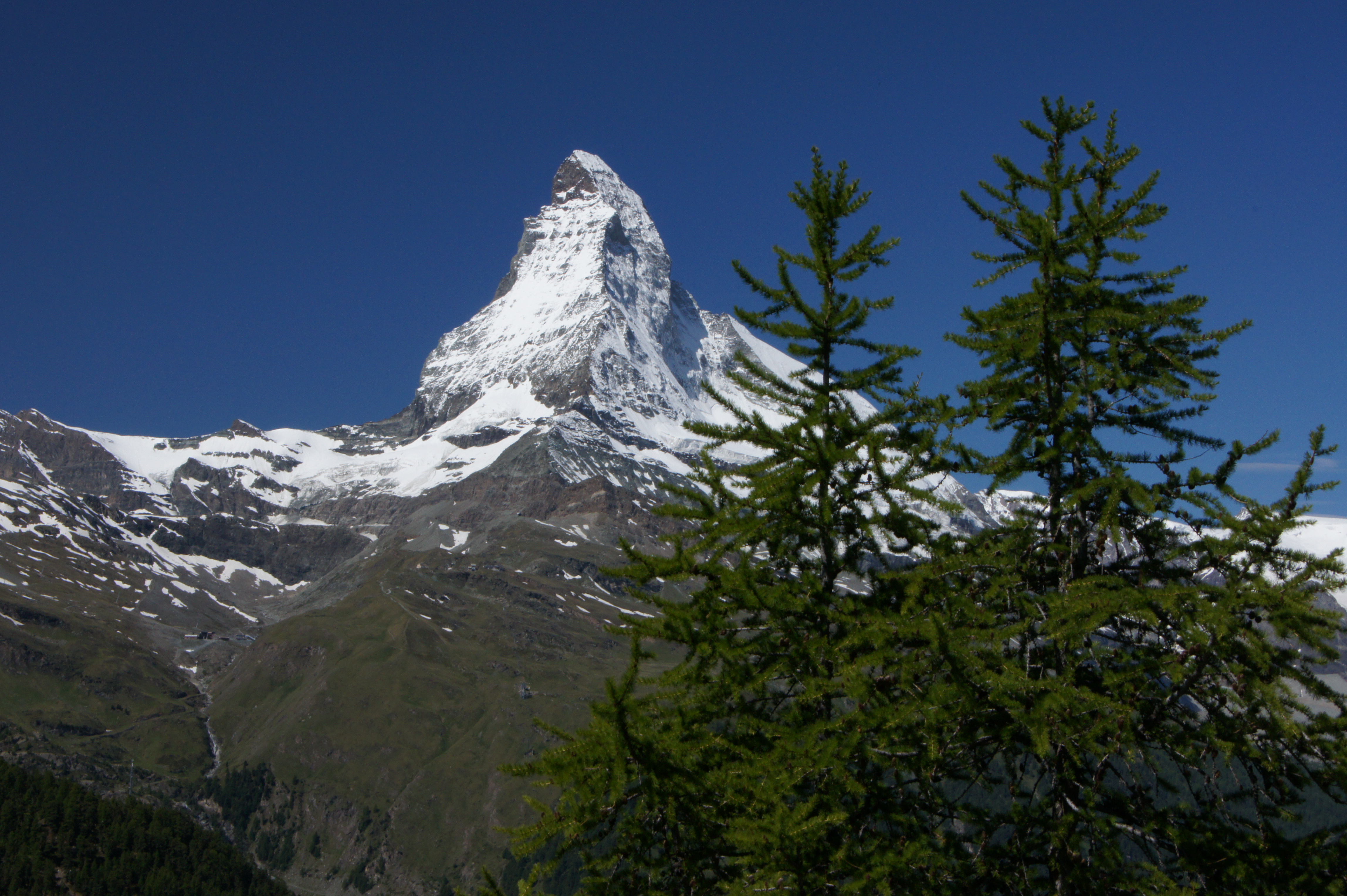 Hiking the Matterhorn Trail in 1 day | Switzerland