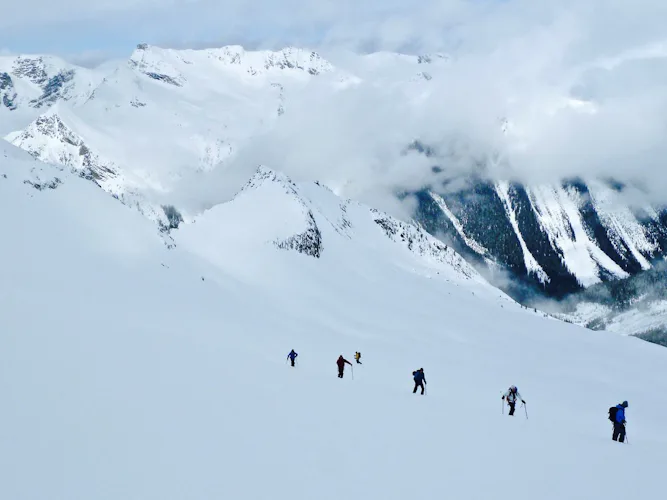 8-days-backcountry-skiing-from-the-sorcerer-lodge-bc2
