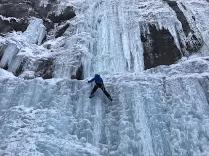 3-day Ice climbing course in South Tyrol, Italy