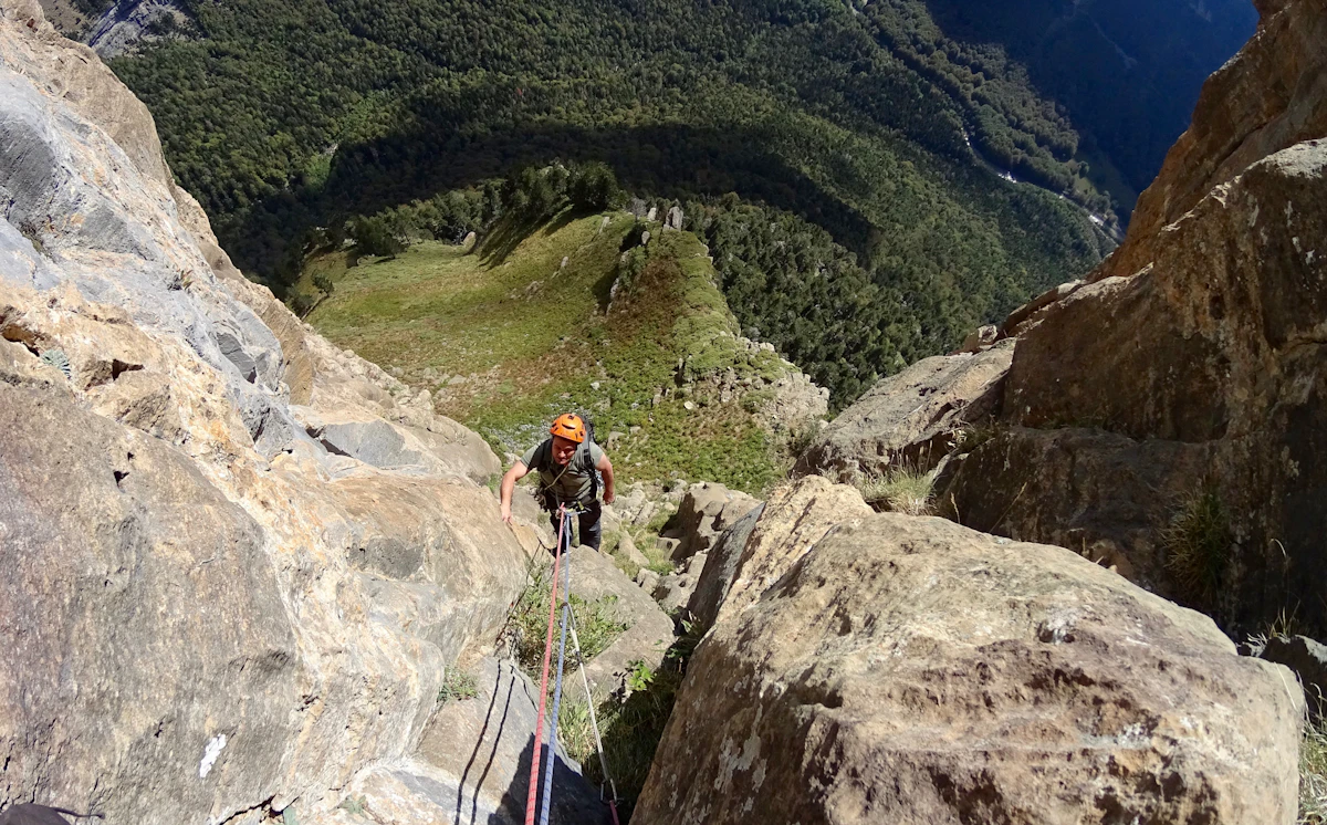 1+ day Rock climbing in the Ordesa Valley, Spanish Pyrenees 2