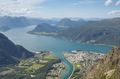 Romsdalsstigen Via Ferrata, Half-day Trip for Beginners in Norway