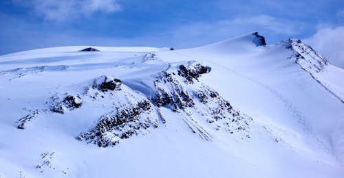 Wapta Traverse: 5-day Hut-to-Hut Skiing in the Canadian Rockies