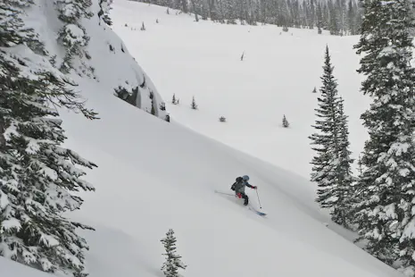 1+day backcountry skiing in British Columbia and Alberta