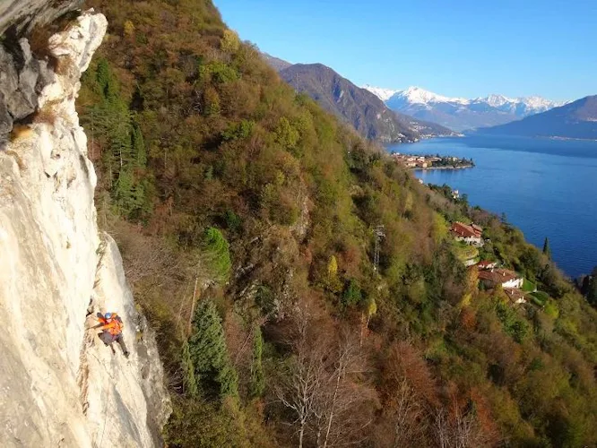 1+ day Rock climbing around Lake Como, Italy 2